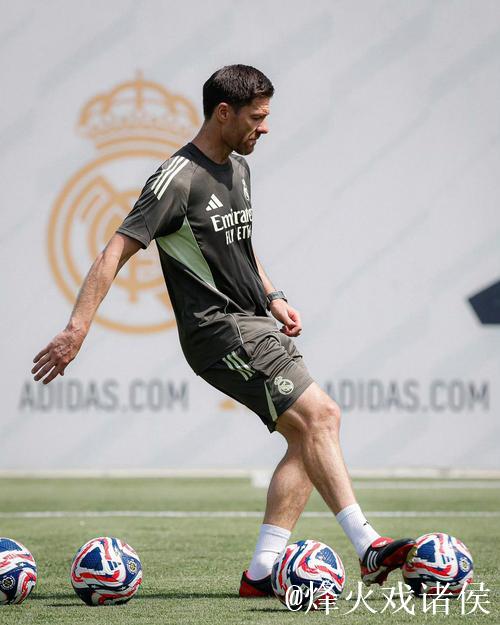 欧冠对决曼城成生死战 皇马主帅阿隆索帅位悬于 欧冠对决曼城成生死战 皇马主帅阿隆索帅位悬于